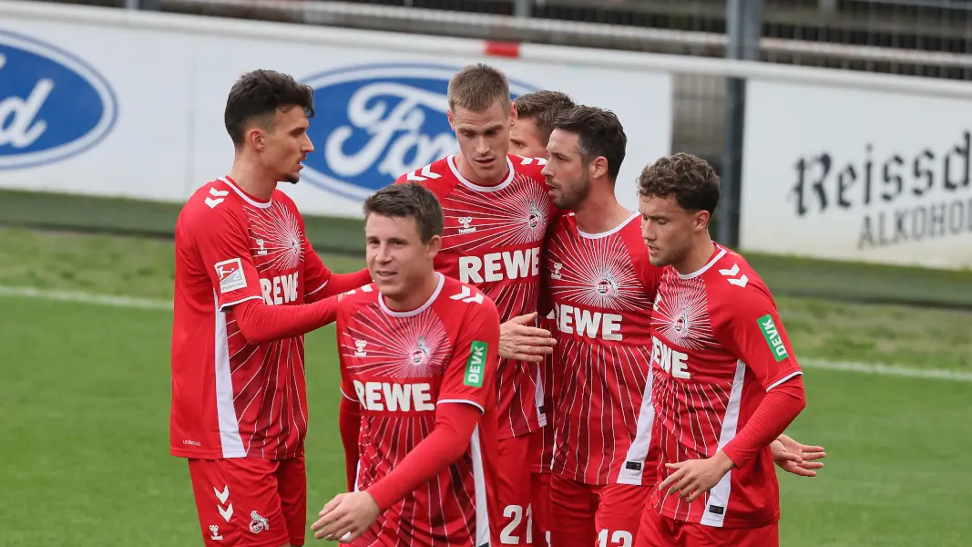 Die FC-Profis beim Testspiel gegen Groningen. (Foto: Bucco)