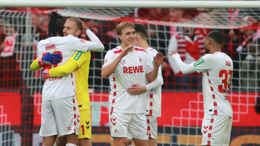 Die FC-Profis nach dem Heimsieg gegen Fürth. (Foto: Bucco)