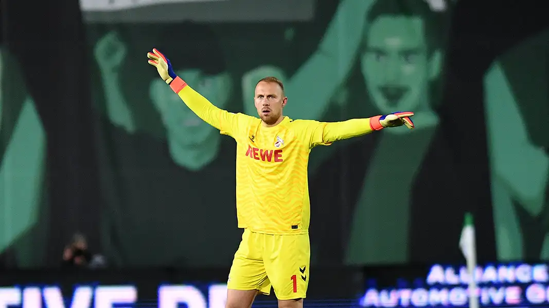 Marvin Schwäbe ist in Münster zum vierten Mal ohne Gegentor geblieben. (Foto: IMAGO / DeFodi Images)