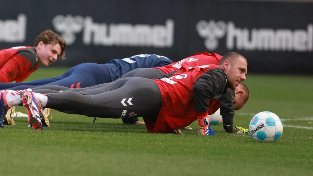 Marvin Schwäbe und Jonas Urbig im Training. (Foto: Bucco)