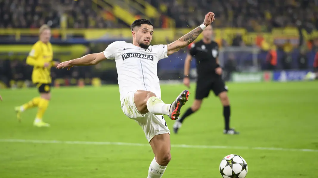 Jusuf Gazibegovic gastierte zuletzt mit Sturm Graz bei Borussia Dortmund. (Foto: IMAGO / Sven Simon)