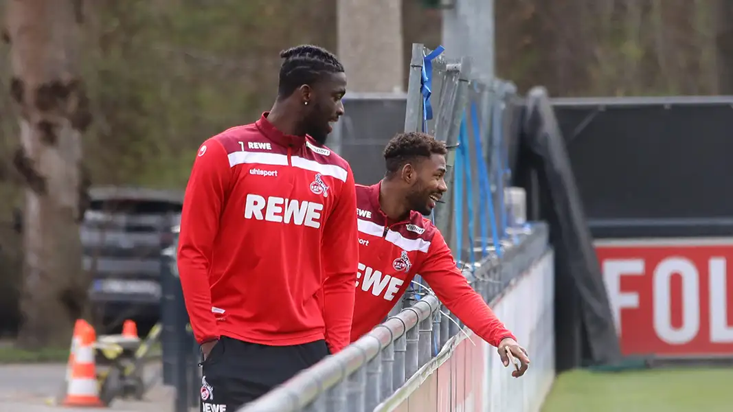 Tolu Arokodare 2021 gemeinsam mit Emmanuel Dennis am Geißbockheim. (Archivfoto: Bopp)