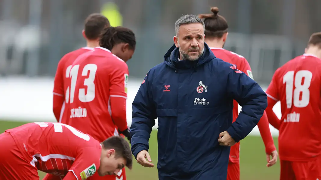 Evangelos Sbonias hat vor dem Start in das Pflichtspieljahr 2025 große Personalsorgen. (Foto: Bucco)