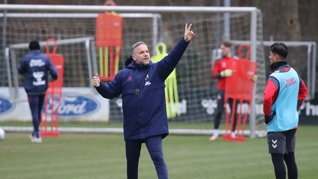 Evangelos Sbonias erwartet gegen Düsseldorf Wiedergutmachung von seiner Mannschaft. (Foto: GEISSBLOG)