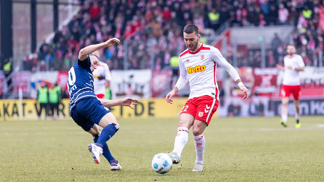 Sargis Adamyan hat den 1. FC Köln mit seinem Tor gegen den HSV auf Rang eins gehalten. (Foto: IMAGO / Sascha Janne)