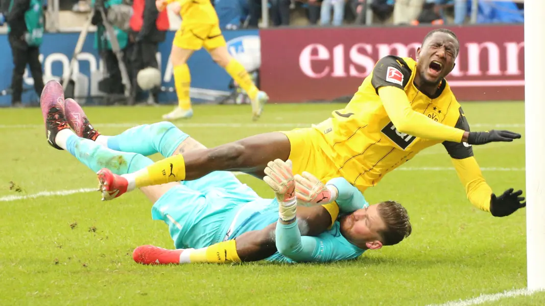 Timo Horn hielt gegen Serhou Guirassy und den BVB sein Tor sauber. (Foto: IMAGO / Jan Huebner)