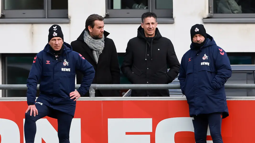 Die FC-Verantwortlichen beim Training. (Foto: Bucco)