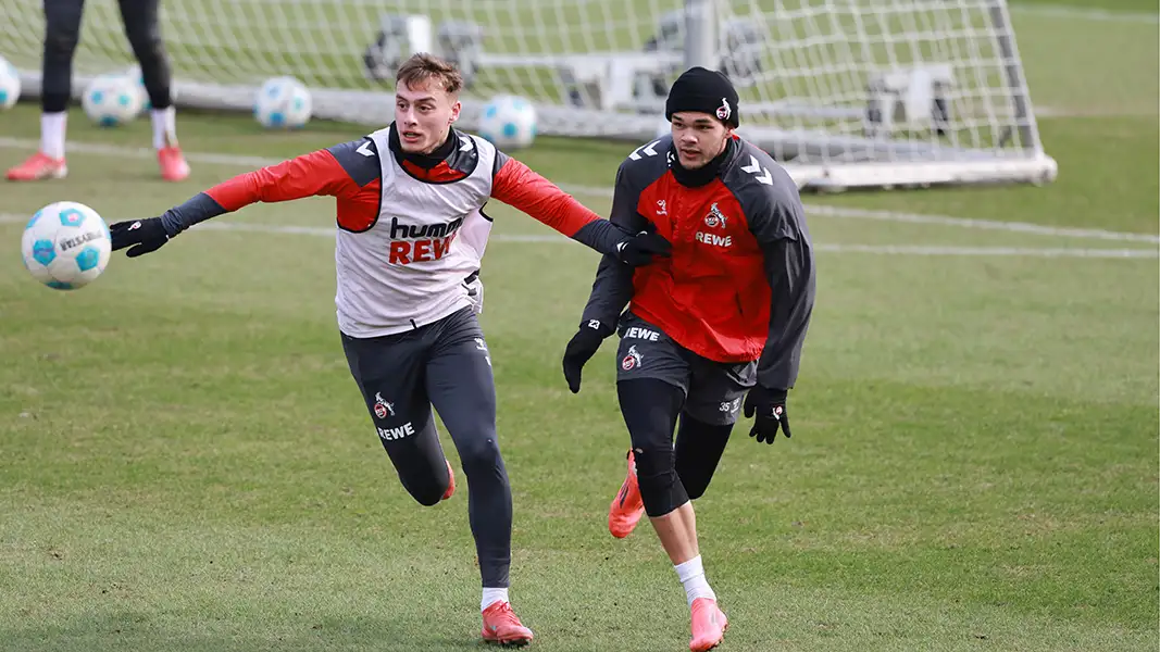 Max Finkgräfe im Zweikampf mit Marvin Obuz. (Foto: Bucco)