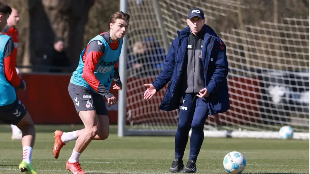 Gerhard Struber will Joel Schmied als Rechtsverteidiger testen. (Foto: Bucco)