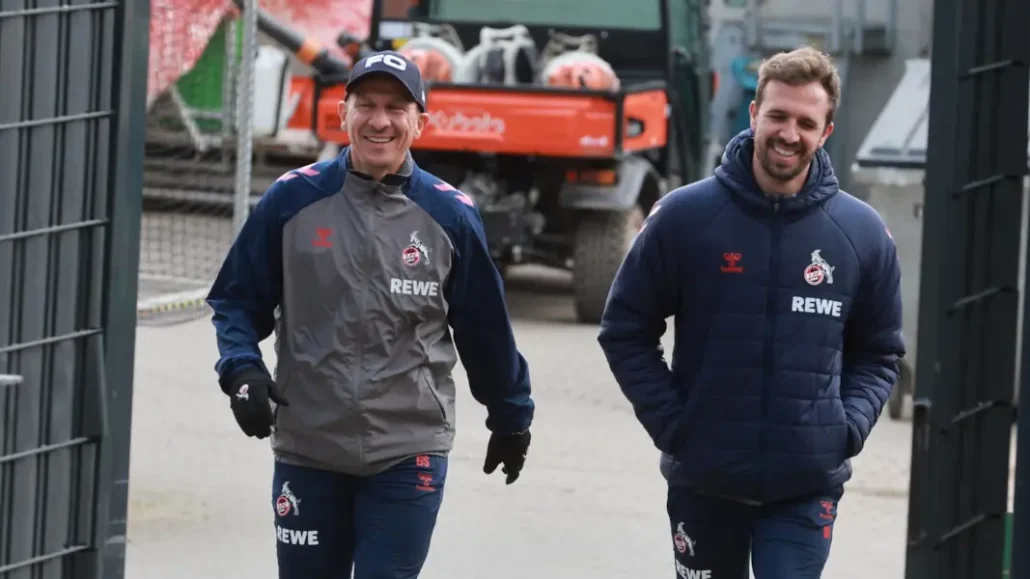 Gerhard Struber und Bernd Eibler nach dem Abschlusstraining am Freitag. (Foto: Bucco)