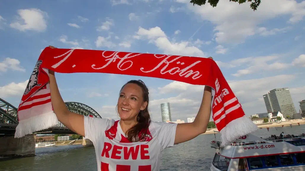 Comedian Carolin Kebekus ist bekennender FC-Fan (Foto: Eduard Bopp)
