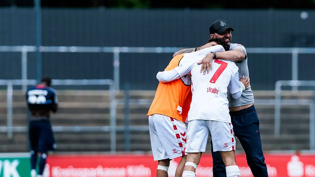 Stefan Ruthenbeck will mit seiner U19 in die Youth League einziehen. (Foto: IMAGO / Beautiful Sports)
