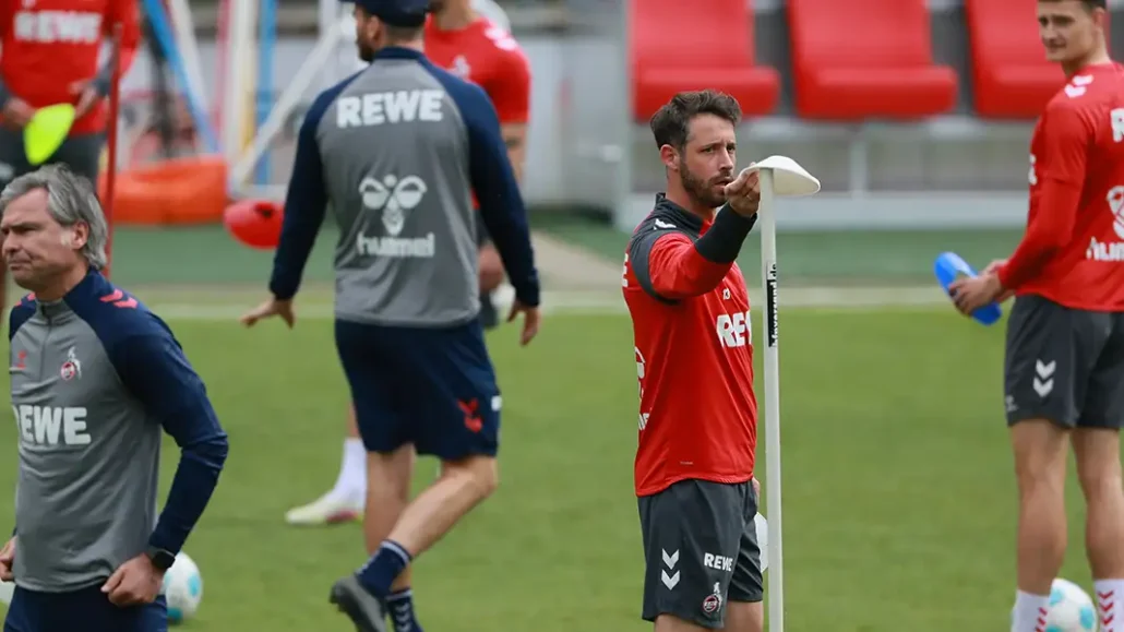 Mark Uth bei der ersten Trainingseinheit von Friedhelm Funkel. (Foto: Bucco)