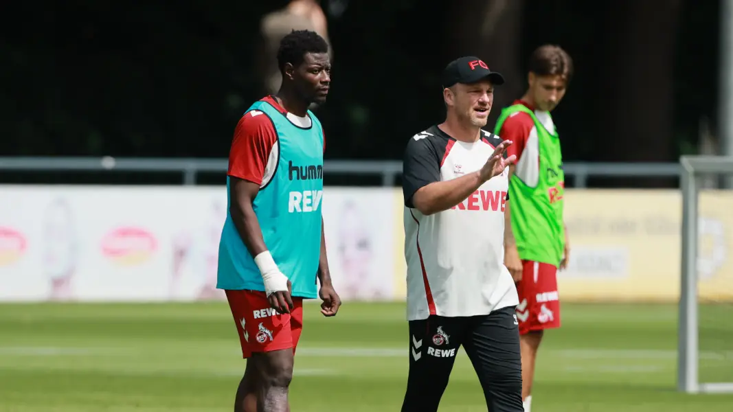 Trotz Downs-Transfer? Kwasniok überrascht: „Haben da keine Not“