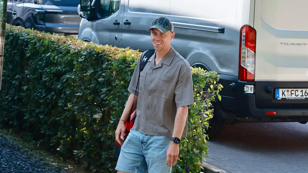 Marvin Schwäbe am Freitag wieder am Geißbockheim. (Foto: Bucco)