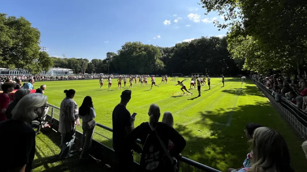 Riesiger Ansturm beim FC-Training am Donnerstag. (Foto: GEISSBLOG)