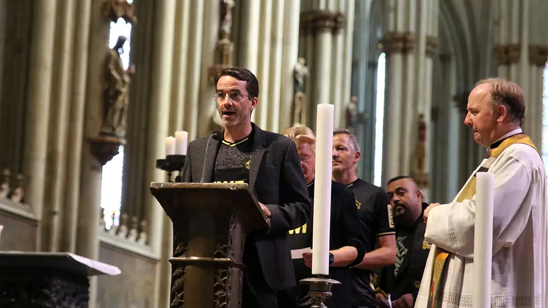 Die Andacht des 1. FC Köln im Kölner Dom. (Foto: GEISSBLOG)