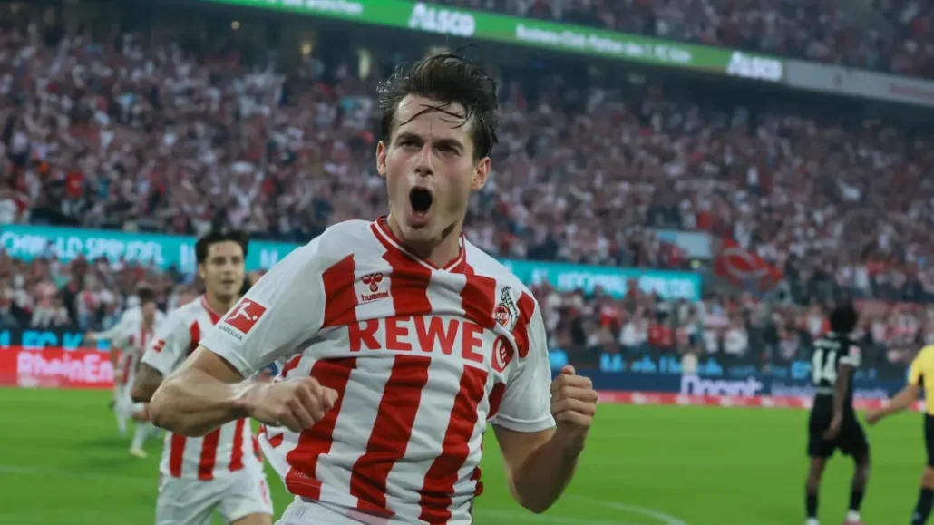 Jakub Kaminski jubelt über sein erstes Bundesliga-Tor für den 1. FC Köln. (Foto: Bucco)