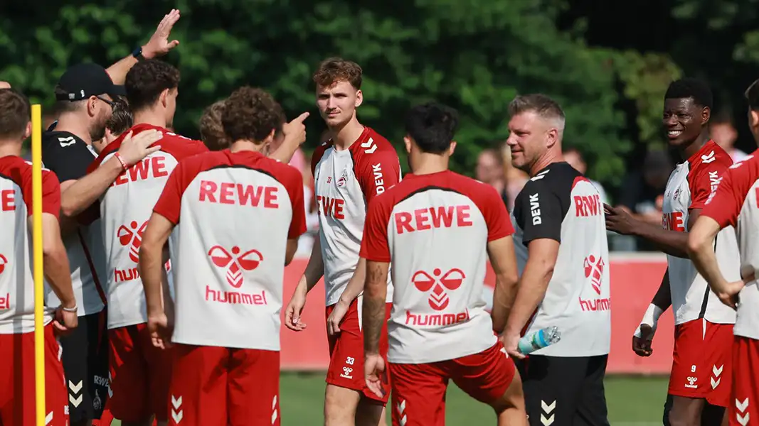 Nach Millionen-Transfer: Neuer Abwehr-Star steigt beim FC ein