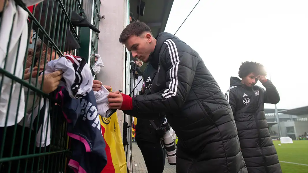 Said El Mala an seinem ersten Tag bei der Nationalmannschaft. (Foto: IMAGO / Matthias Koch)