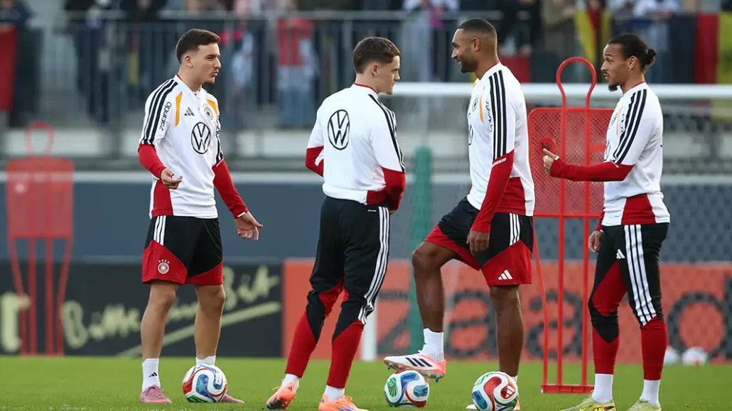 Said El Mala an seinem ersten Tag bei der Nationalmannschaft. (Foto: IMAGO / Jan Huebner)