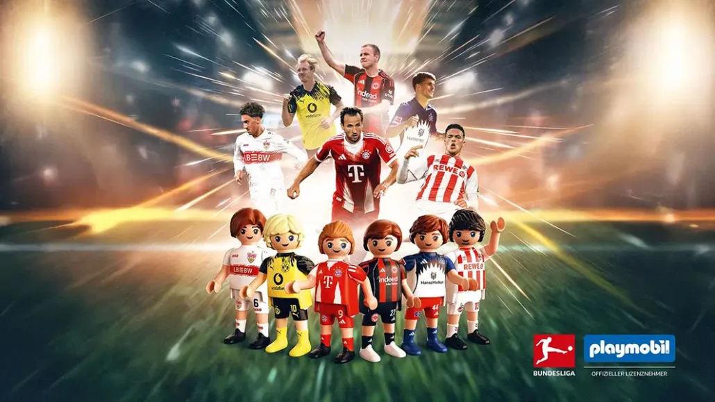 Ganz rechts: Said El Mala als Playmobil-Figur. (Foto: Playmobil)