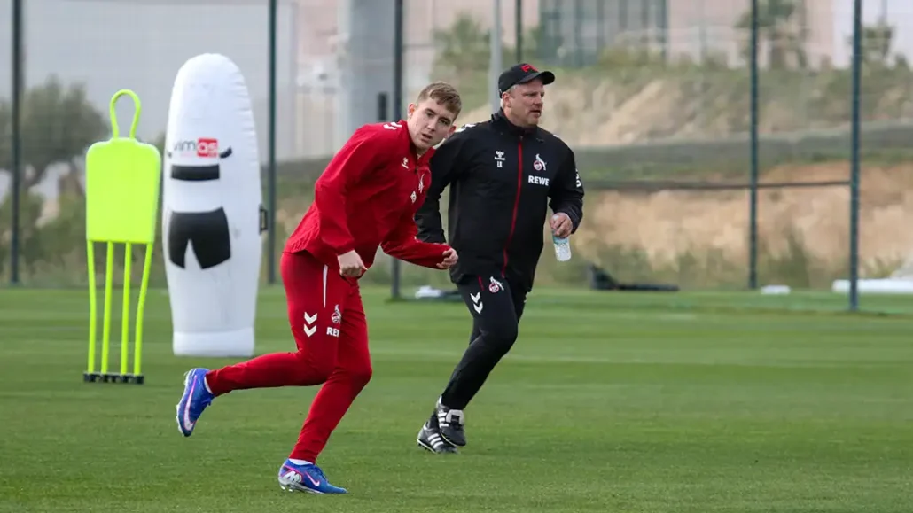Lukas Kwasniok (hier mit Isak Johannesson) arbeitet in La Nucia im Training mit. (Foto: GEISSBLOG)