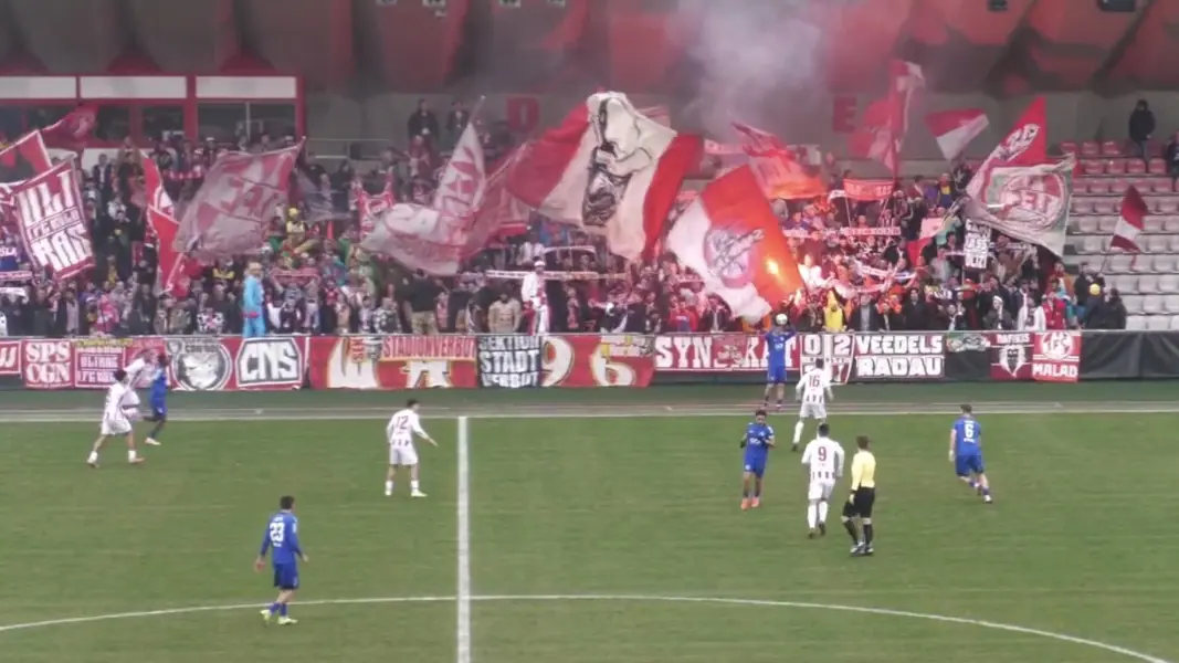 Die U21 des 1. FC Köln wurde gegen Lotte von Hunderten Ultras unterstützt. (Foto: Leagues)