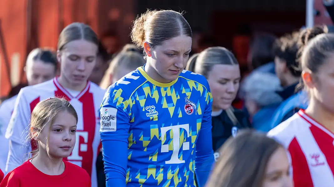 Nach kometenhaftem Aufstieg: Torhüter-Talent verlängert beim FC