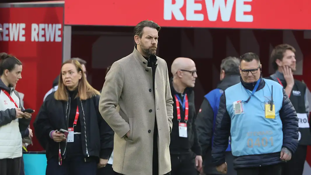 Thomas Kessler nach dem Schlusspfiff im Derby gegen Gladbach. (Foto: Bucco)