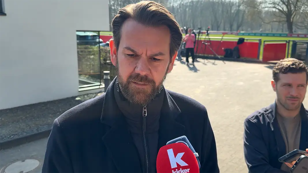 Thomas Kessler am Montag in der Mixed Zone am Geißbockheim. (Foto: GEISSBLOG)