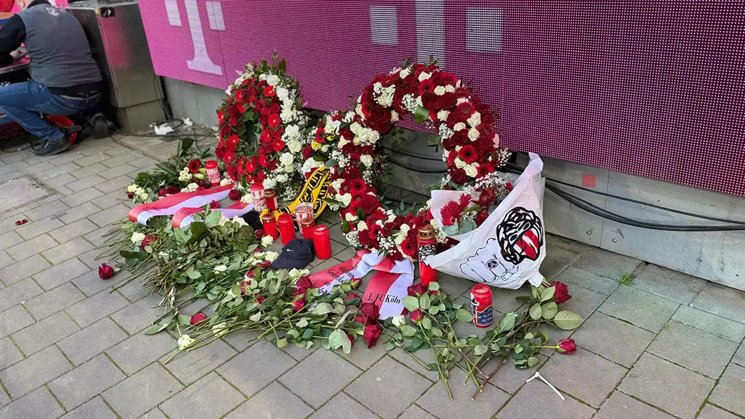 Gedenken an einen verstorbenen Vorsänger des 1. FC Köln. (Foto: Bucco)