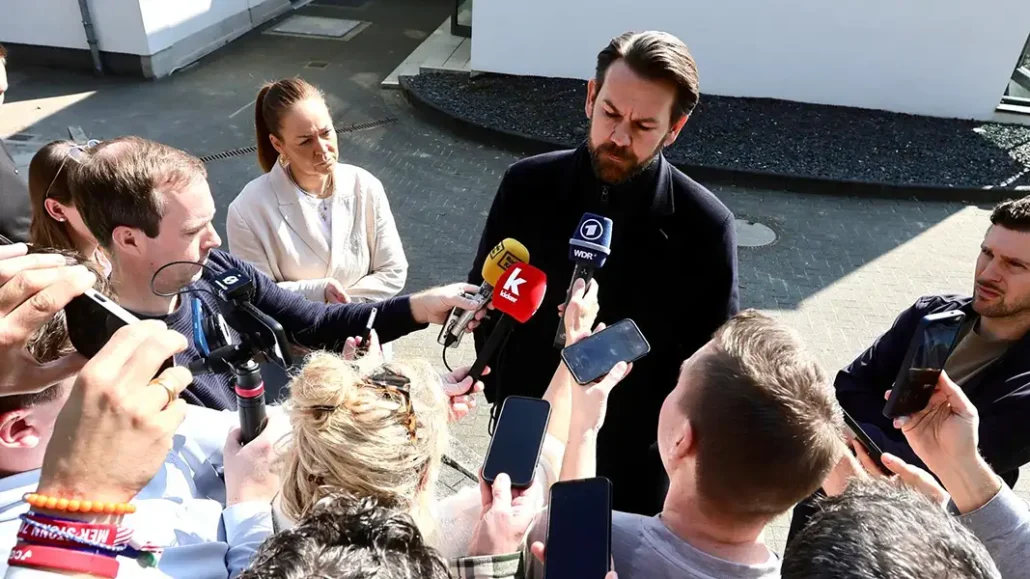 Thomas Kessler am Montag am Geißbockheim. (Foto: Bucco)