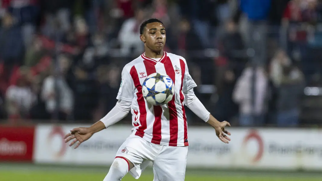 Thierry Karadeniz im Einsatz für die U19 des 1. FC Köln. (Foto: IMAGO / Beautiful Sports)