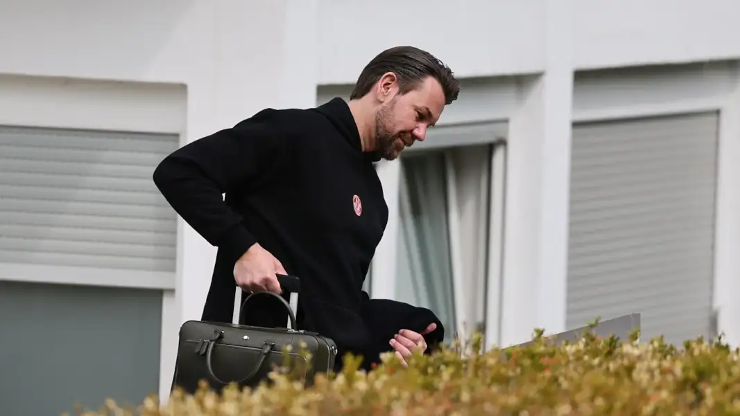 Thomas Kessler am Donnerstag vor dem Spiel beim FC St. Pauli am Geißbockheim. (Foto: Bucco)