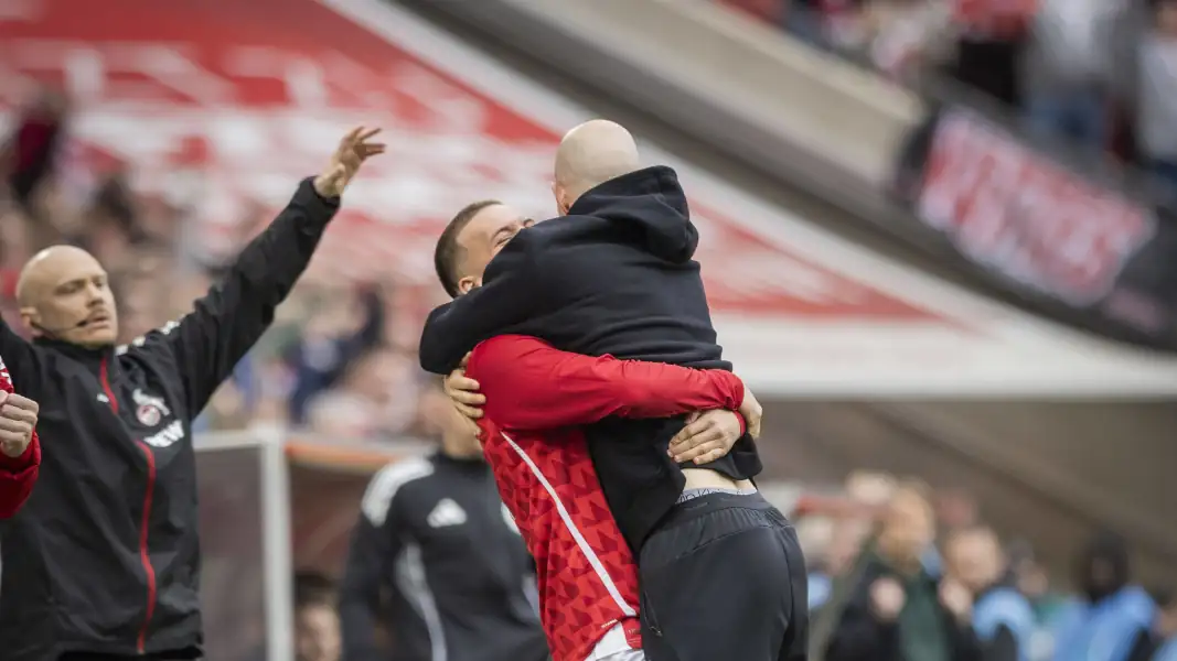 “Makes it easier”: El Mala raves about Wagner – a dig at Kwasniok?