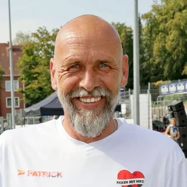 In Köln verlor er den Spaß am Fußball: Stanislawski gibt Comeback in Liga 4