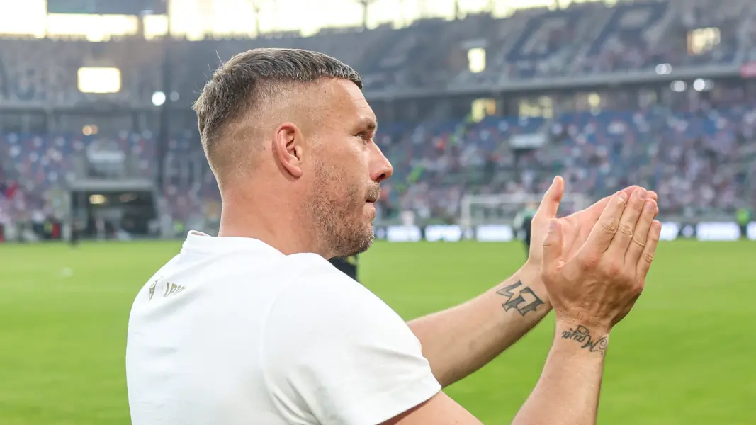 Lukas Podolski hat unlängst seine Karriere beendet. (Foto: IMAGO / Newspix)