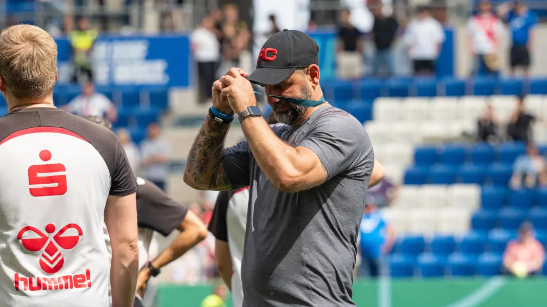 Vergangene Saison gab es für Stefan Ruthenbeck und die U19 des 1. FC Köln die silberne Medaille. (Foto: IMAGO / Eibner)