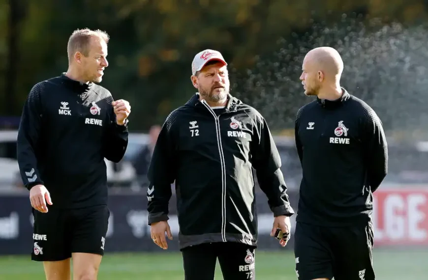 Kevin McKenna, Steffen Baumgart und René Wagner. (Foto: IMAGO / Michael Ketzer)