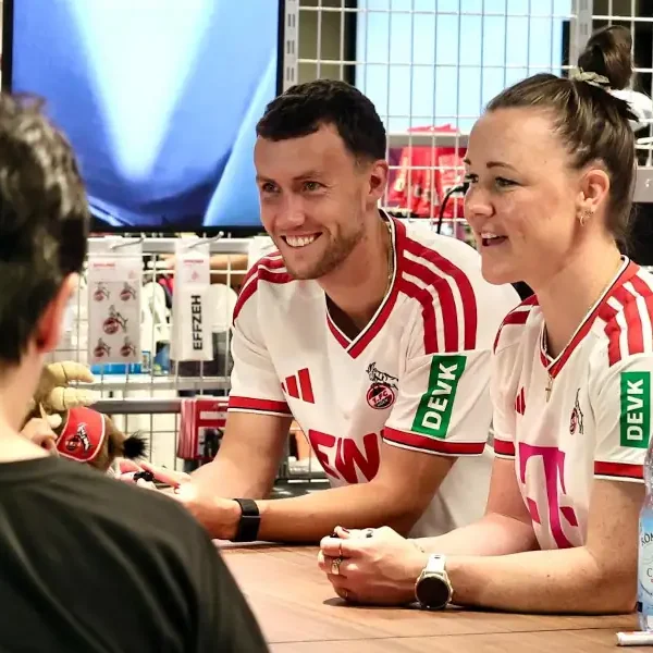 Wechsel im Sommer? Waldschmidt trug El-Mala-Trikot zu WM-Spielen