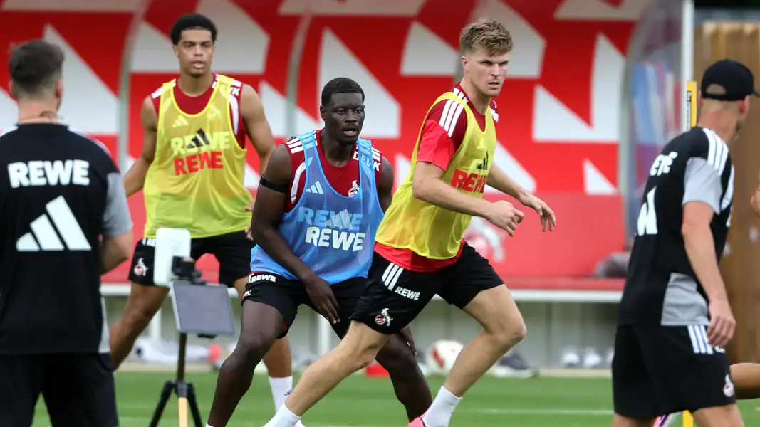 Ragner Ache (Mi.) steht vor seinem Comeback. (Foto: Bucco)