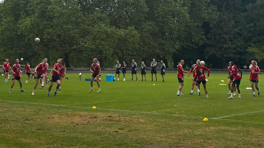 Die FC-Frauen beim Auftakttraining. (Foto: GEISSBLOG)