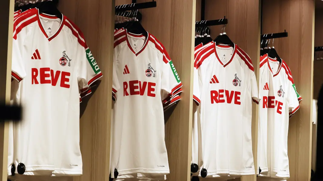 Das neue Heimtrikot des 1. FC Köln bekommt bald Gesellschaft. (Foto: Bucco)