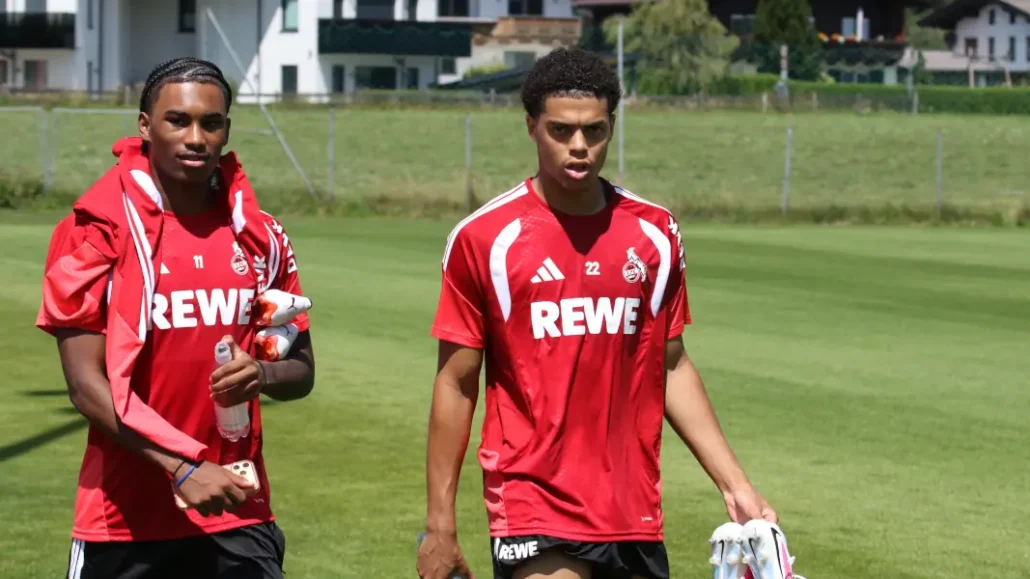 Reigan Heskey und Jahmai Simpson-Pusey. (Foto: GEISSBLOG)