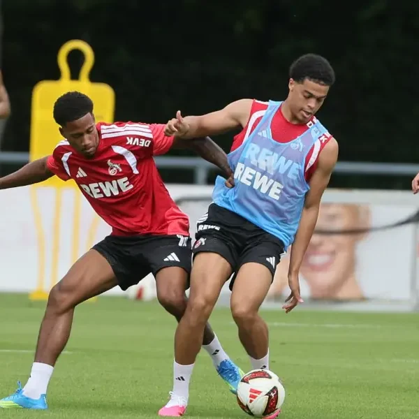 FC-Star kaum wiederzuerkennen: Die Fotos vom Trainingsstart
