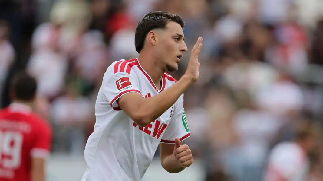 Malek El Mala bejubelt sein Tor im Testspiel gegen Rheinsüd. (Foto: Bucco)
