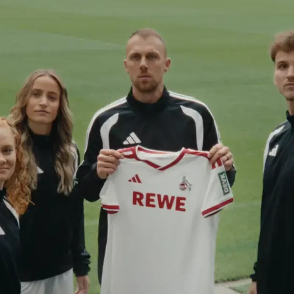 Ohne zwei FC-Stars: Was die Trikot-Präsentation über den Kader aussagt