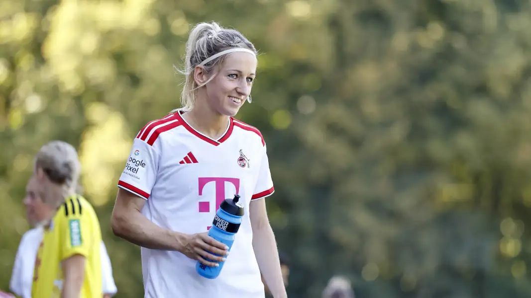 Kathy Hendrich erstmals im Trikot des 1. FC Köln. (Foto: IMAGO / Panama Pictures)