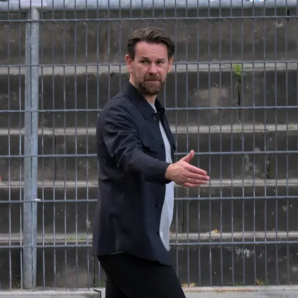 Zögern bei El Mala: Drei Transfer-Kandidaten, drei offene Fragen